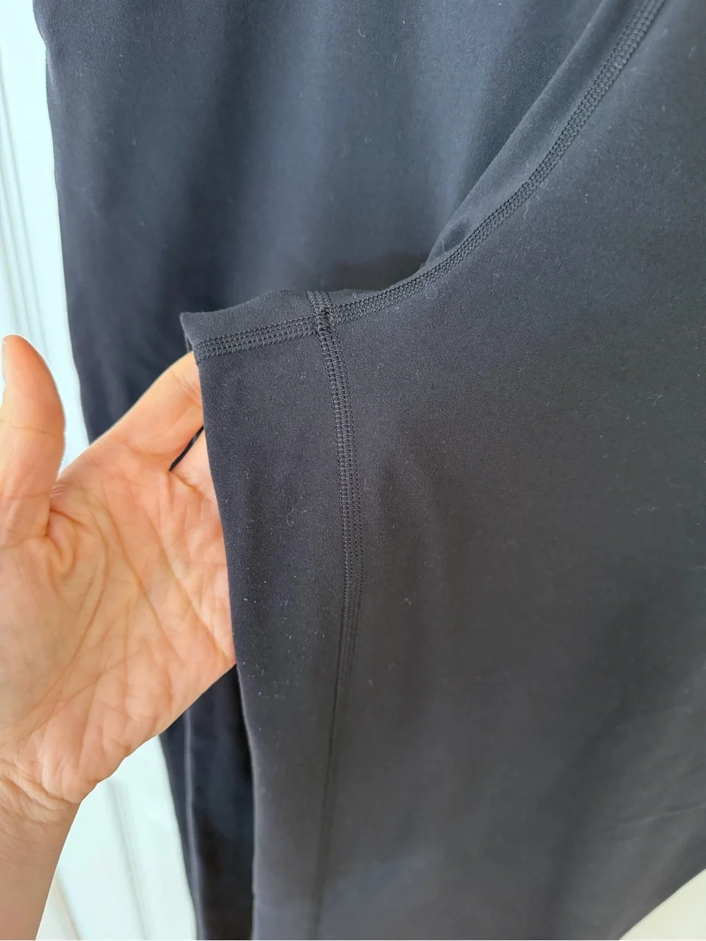 Lululemon Black High Rise Jogger Pants Size 6